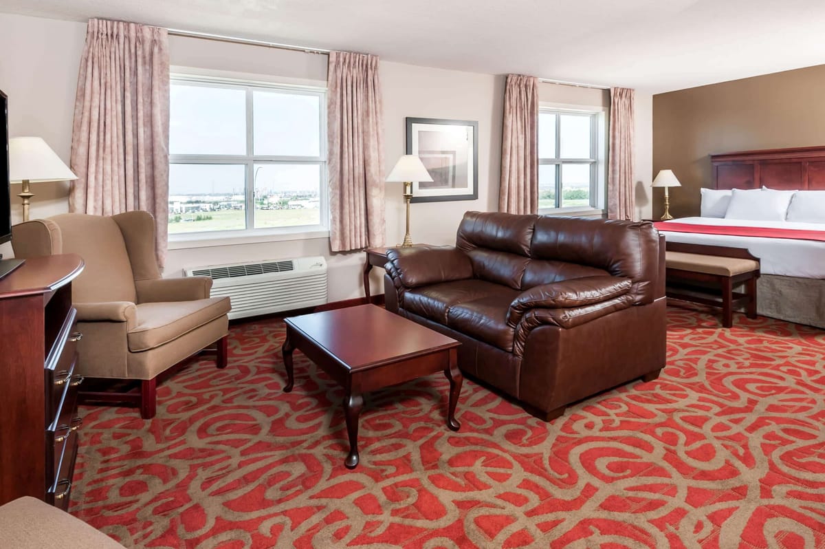 Ramada by Wyndham Sherwood Park — 5