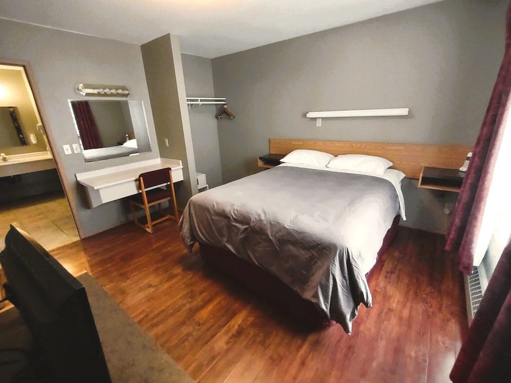Stars Inn - Motel — 1