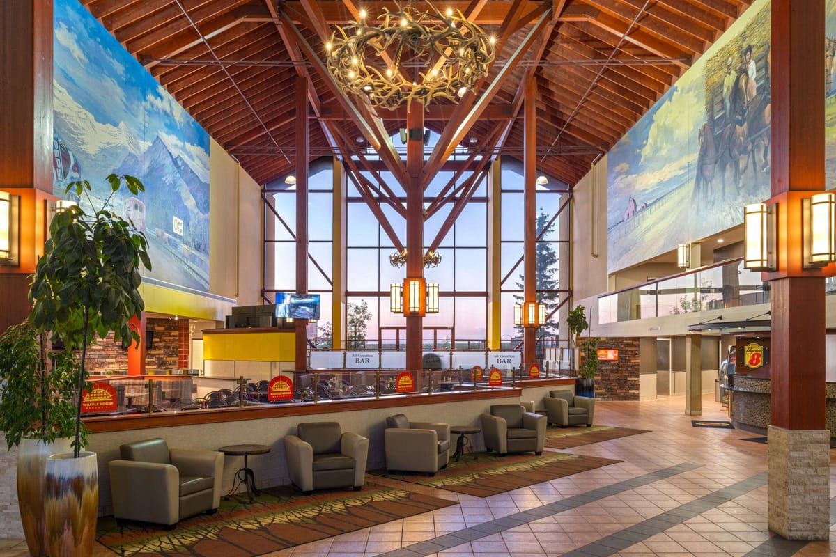 Super 8 by Wyndham Sherwood Park/Edmonton Area — 1