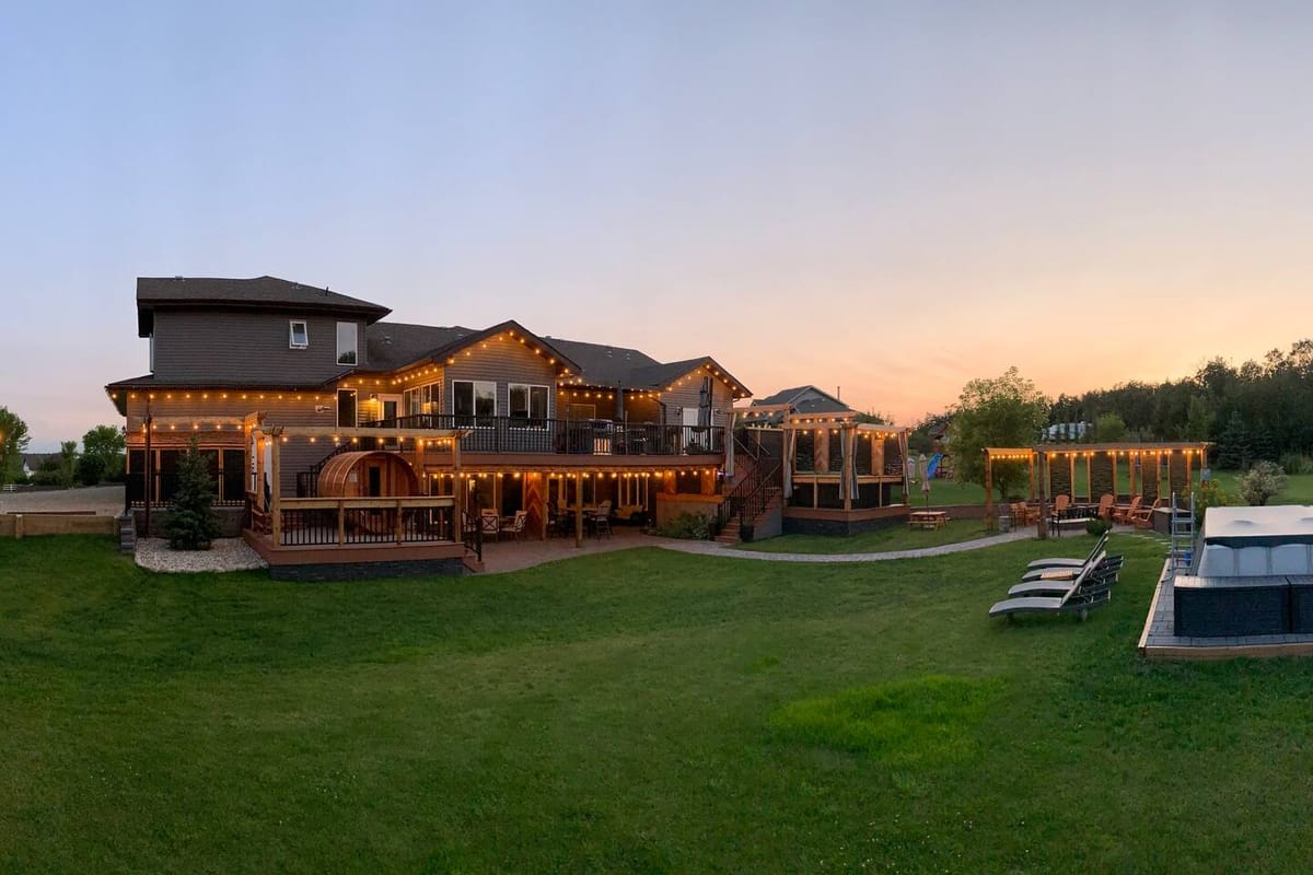 The Dragonfly Inn Sherwood Park — 2