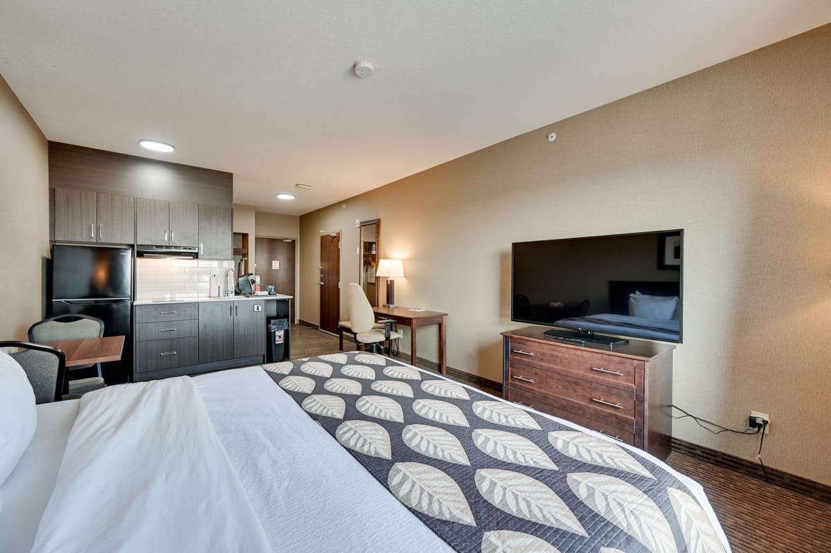 The Kanata Fort Saskatchewan Hotel — 2