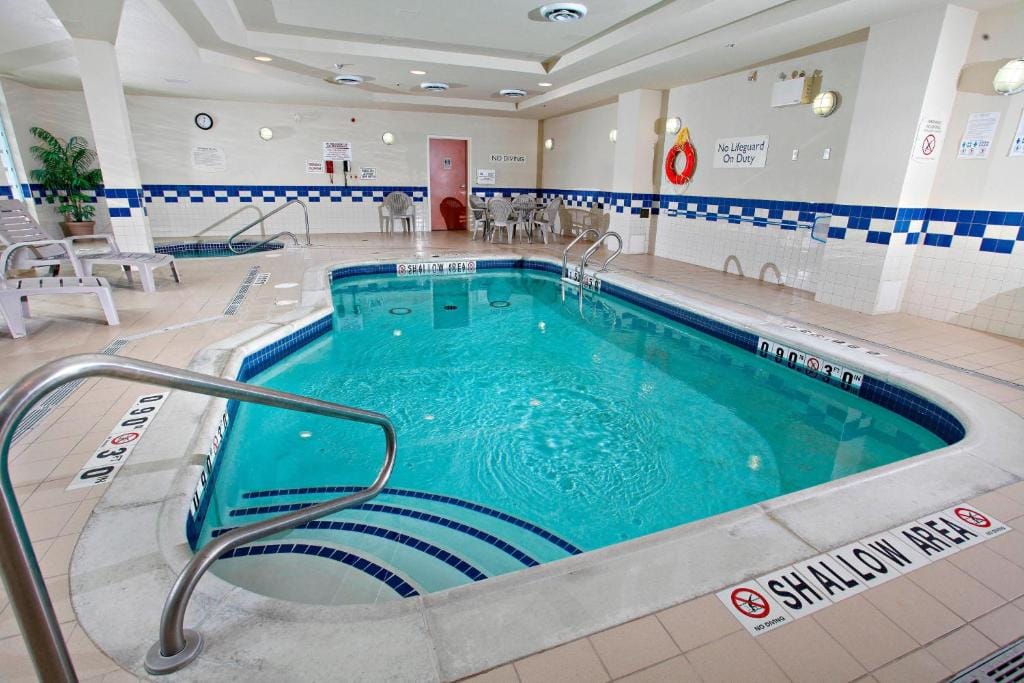 Fairfield by Marriott Inn & Suites Sudbury — 4