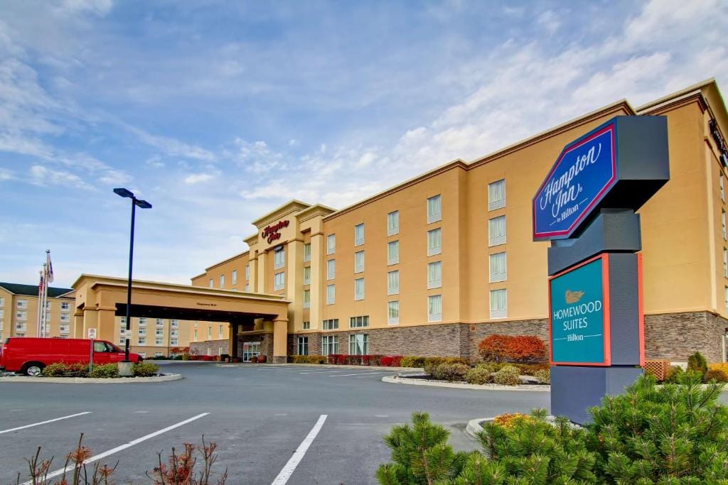 Hampton Inn Sudbury, Ontario — 1