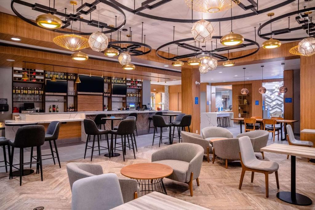 Hilton Garden Inn Sudbury, Ontario, Canada — 5
