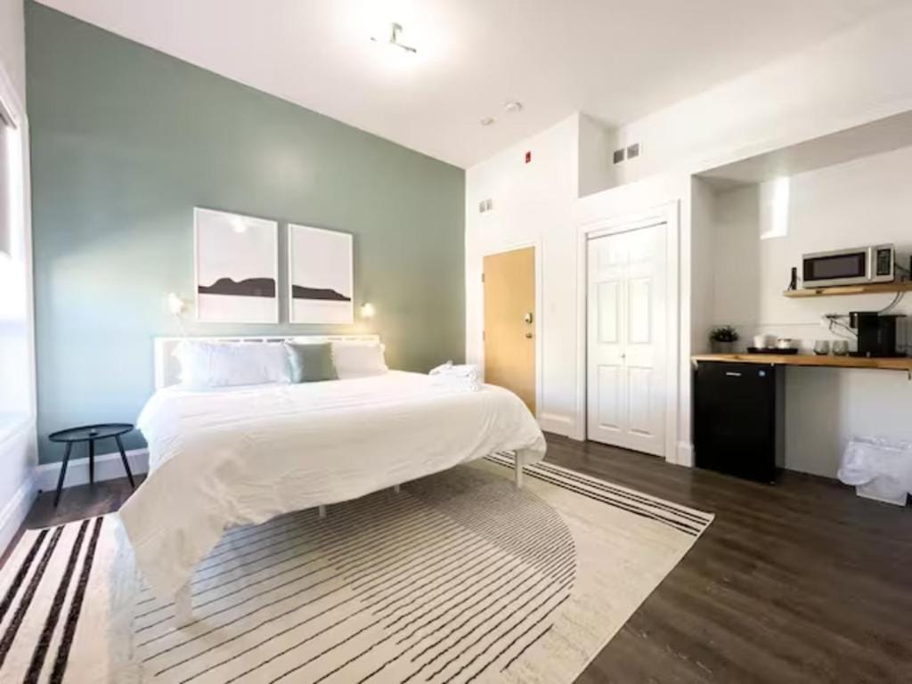 Lake Superior Boutique Hotel — 3