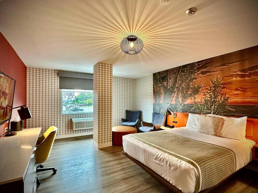 Quality Inn & Suites Thunder Bay Downtown — 2