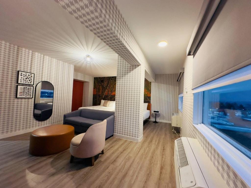 Quality Inn & Suites Thunder Bay Downtown — 5