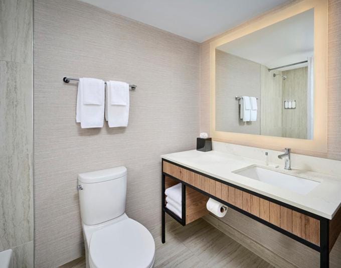 Valhalla Hotel & Conference Centre — 3