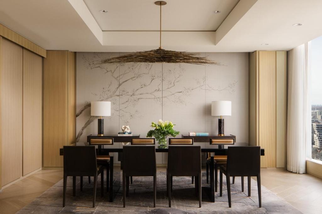 Four Seasons Hotel Toronto — 4