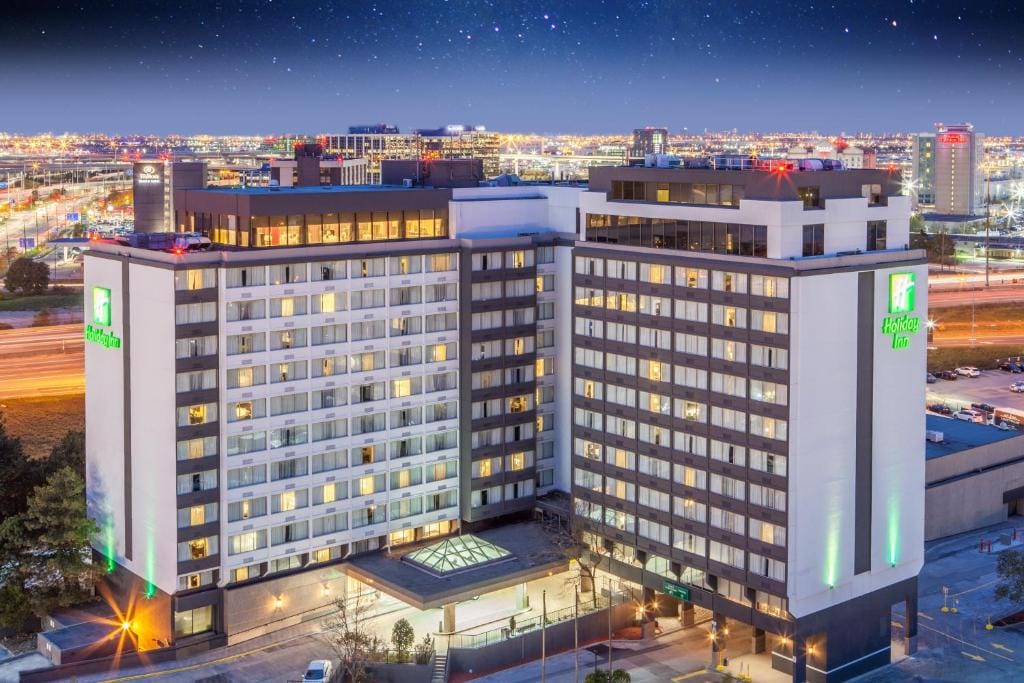 Holiday Inn Toronto International Airport by IHG — 1