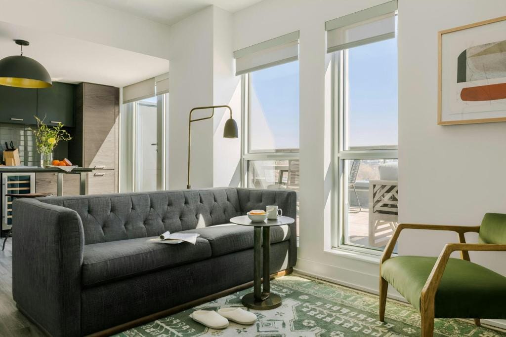 Nester Finn West Queen West — 1