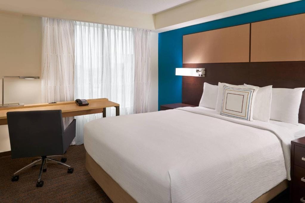 Residence Inn by Marriott Toronto Airport — 2