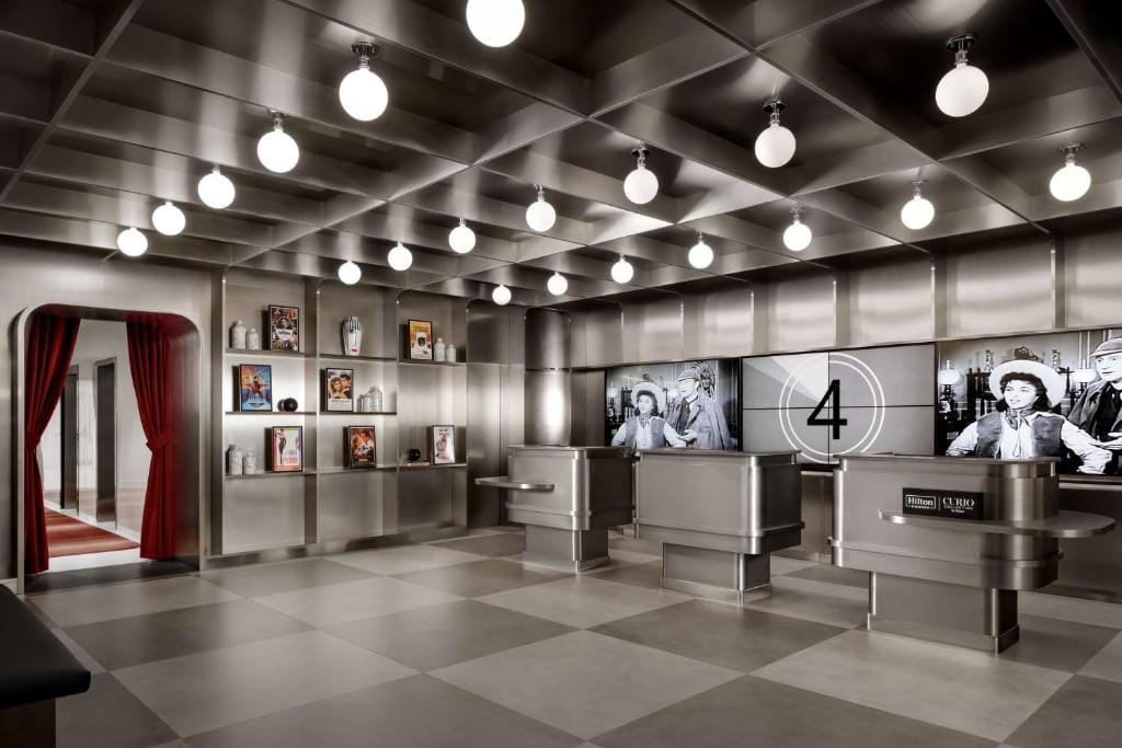 Revery Toronto Downtown, Curio Collection by Hilton — 1