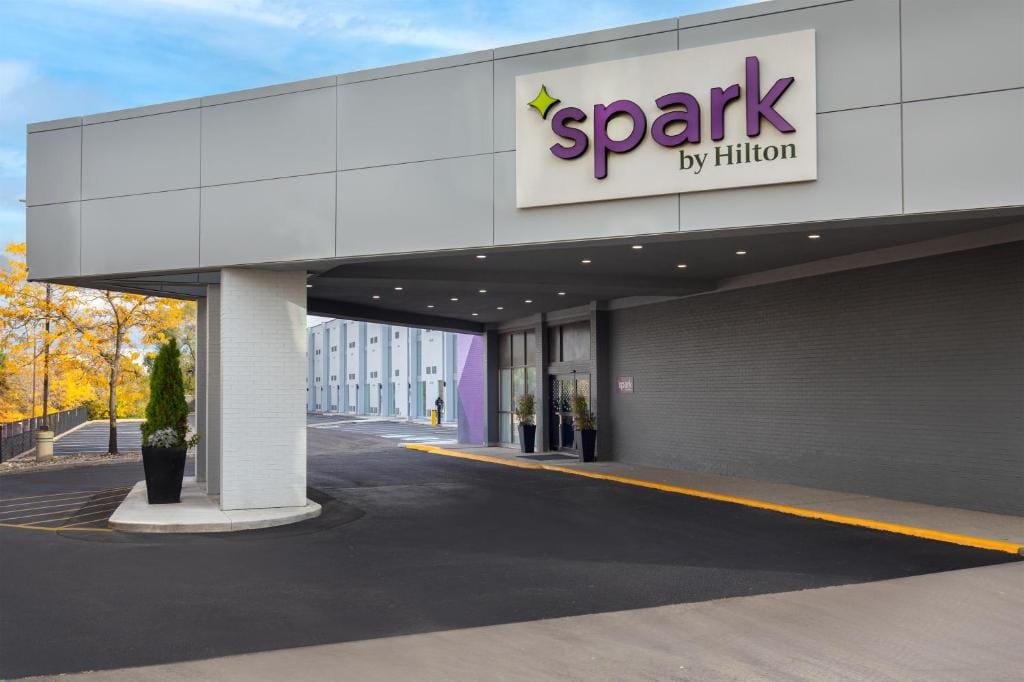 Spark by Hilton Toronto Airport — 1