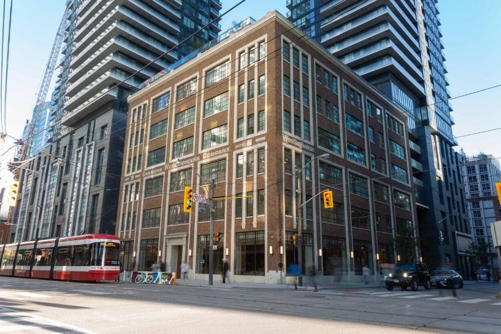 Sutton Place Hotel Toronto — 1