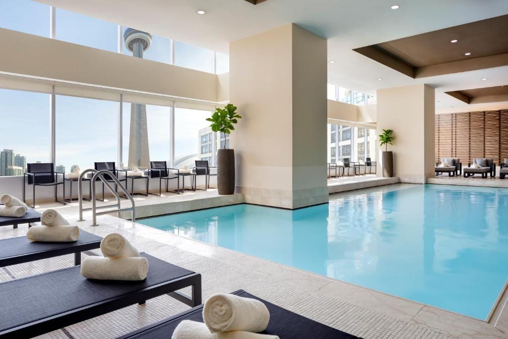 The Ritz-Carlton, Toronto — 3
