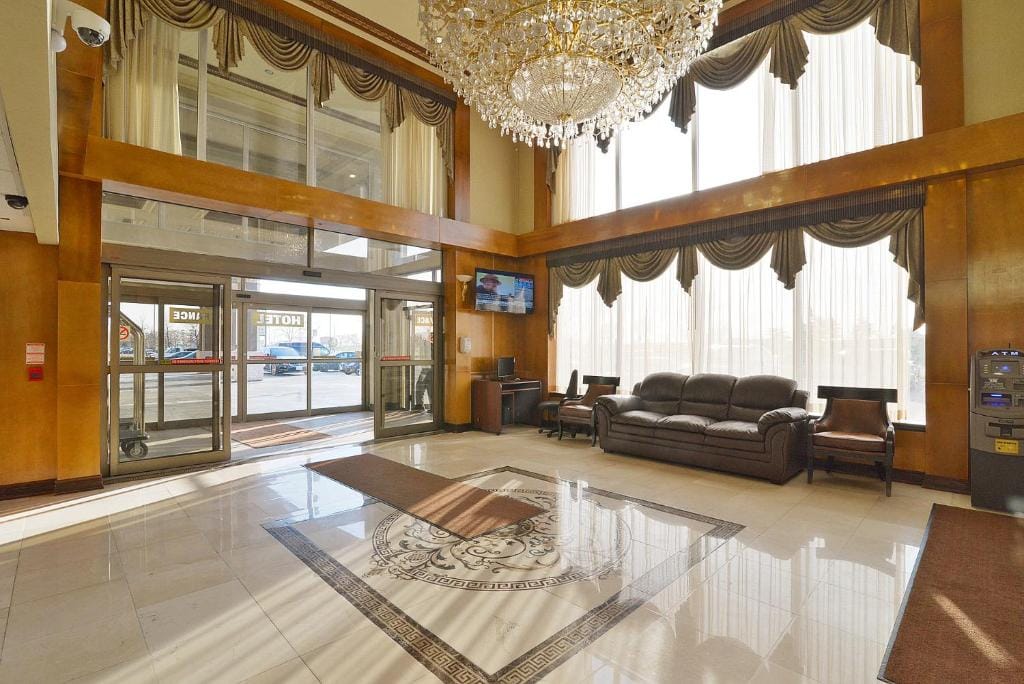 Woodbine Hotel & Suites — 1