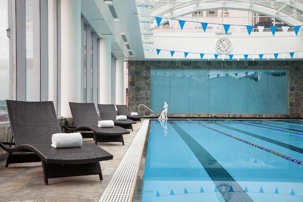 Auberge Vancouver Hotel — 4