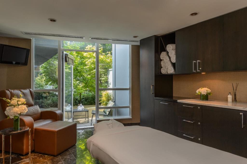 Loden Vancouver — 5