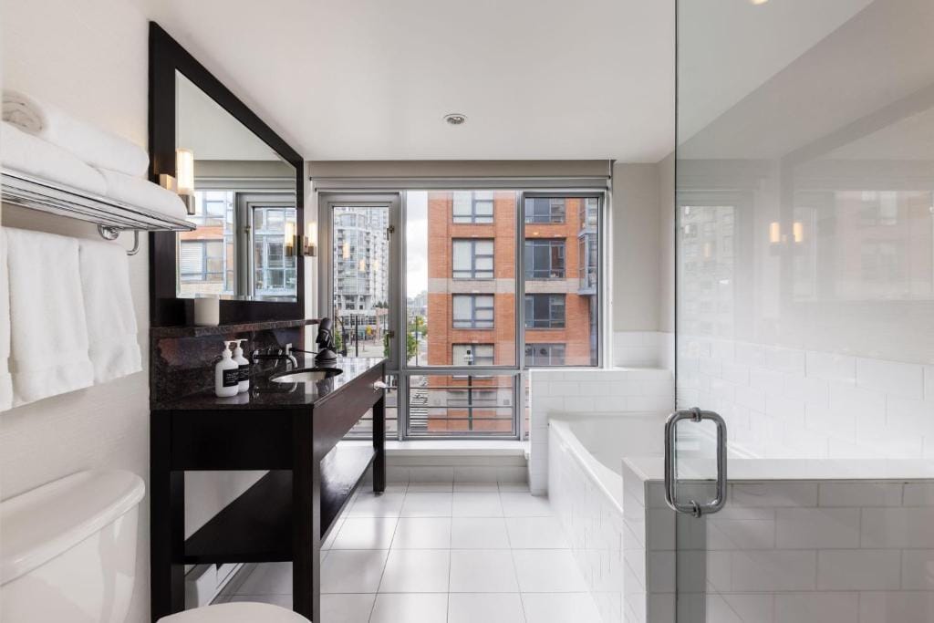 OPUS Vancouver — 3