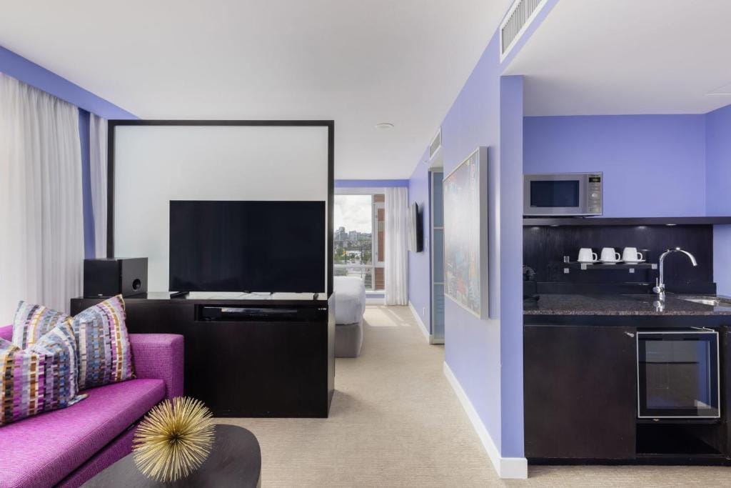 OPUS Vancouver — 4