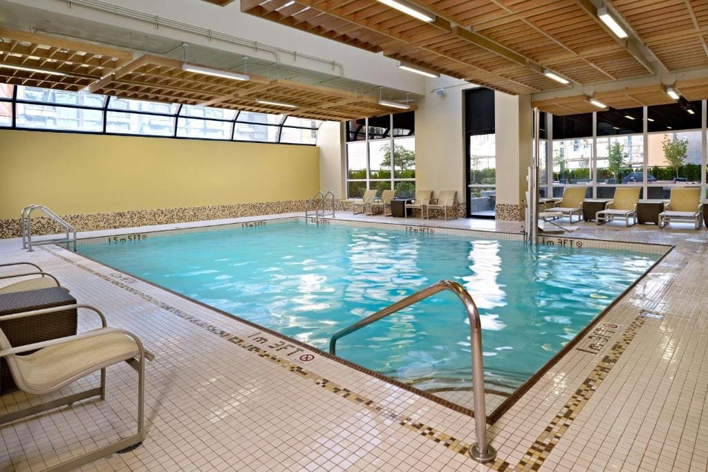 Residence Inn by Marriott Vancouver Downtown — 4
