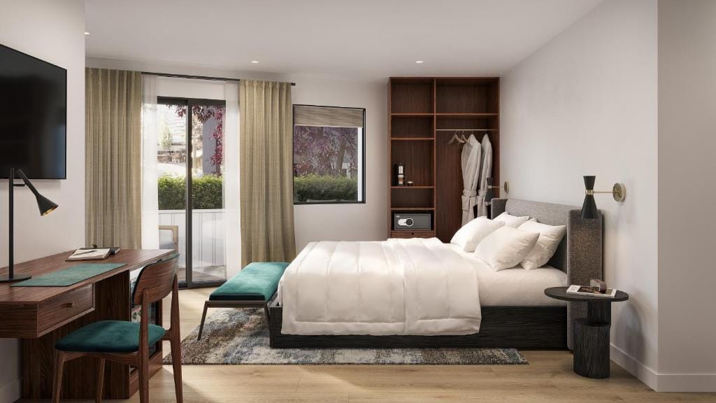 The Como Hotel — 3