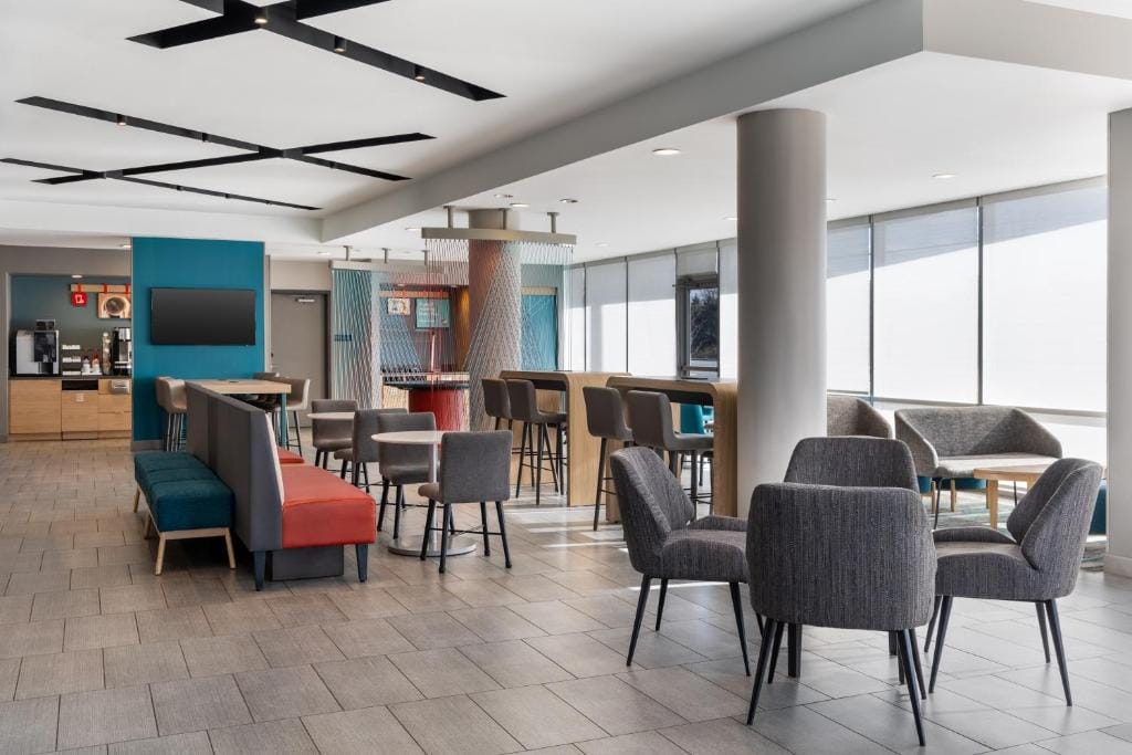 avid Hotel - Toronto - Vaughan Southwest by IHG — 5