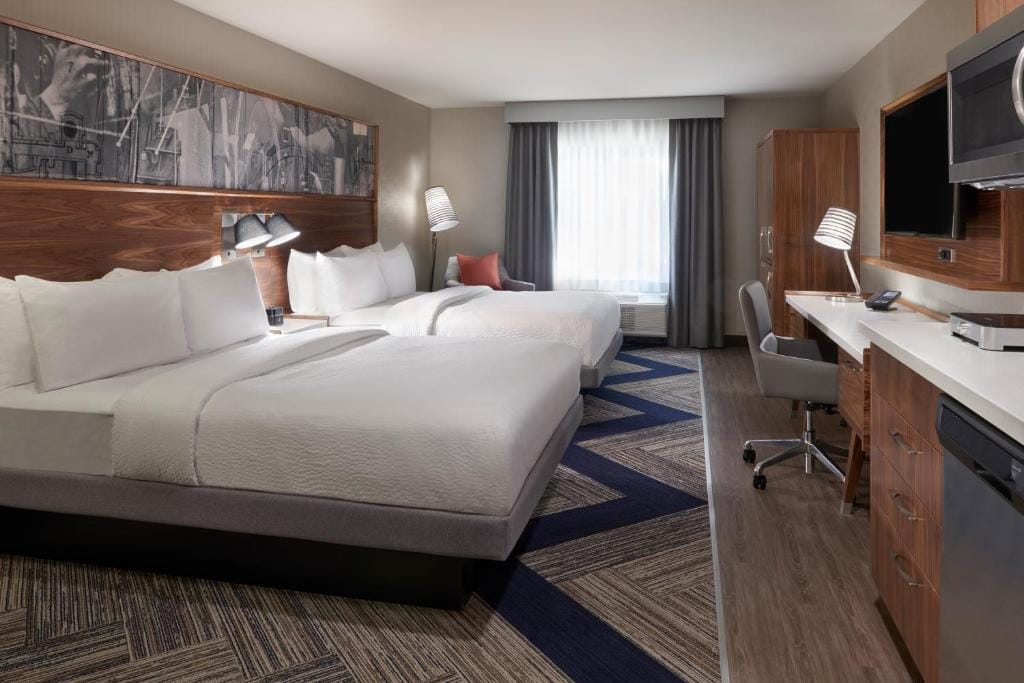 Four Points by Sheraton Vaughan — 2
