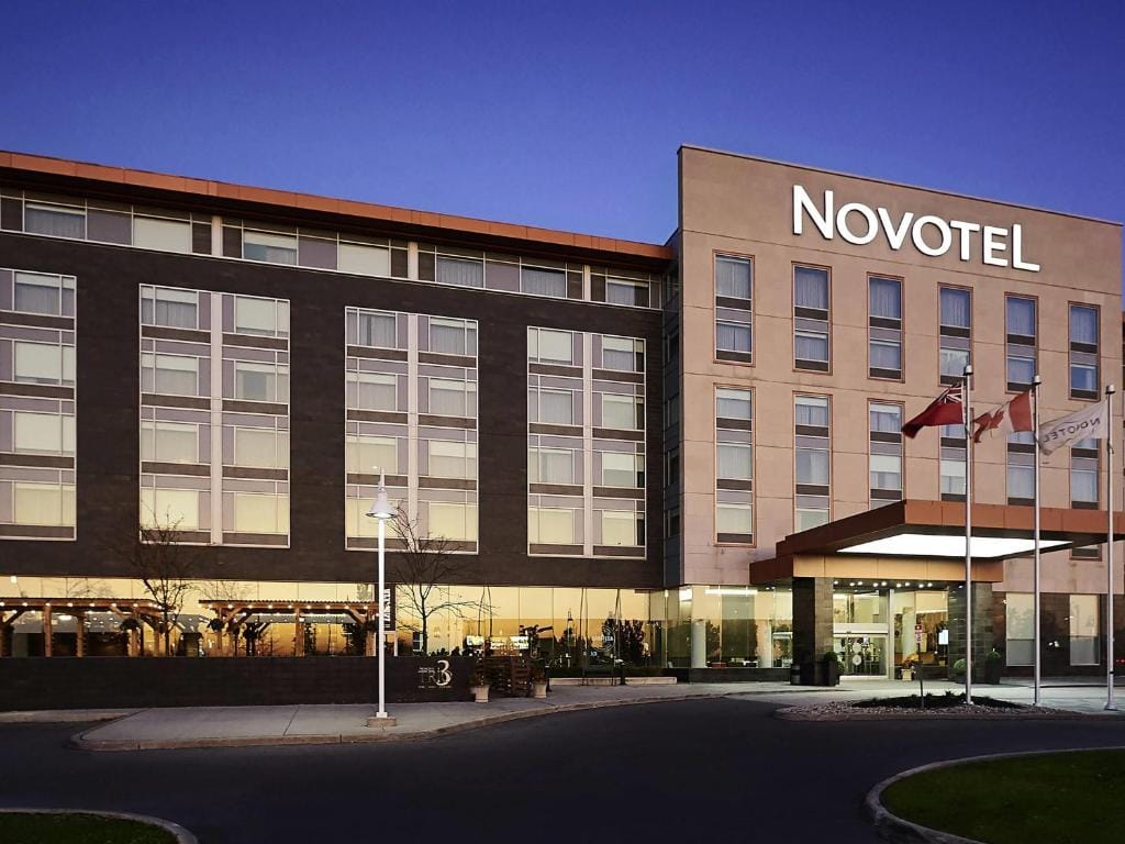Novotel Toronto Vaughan Centre — 1