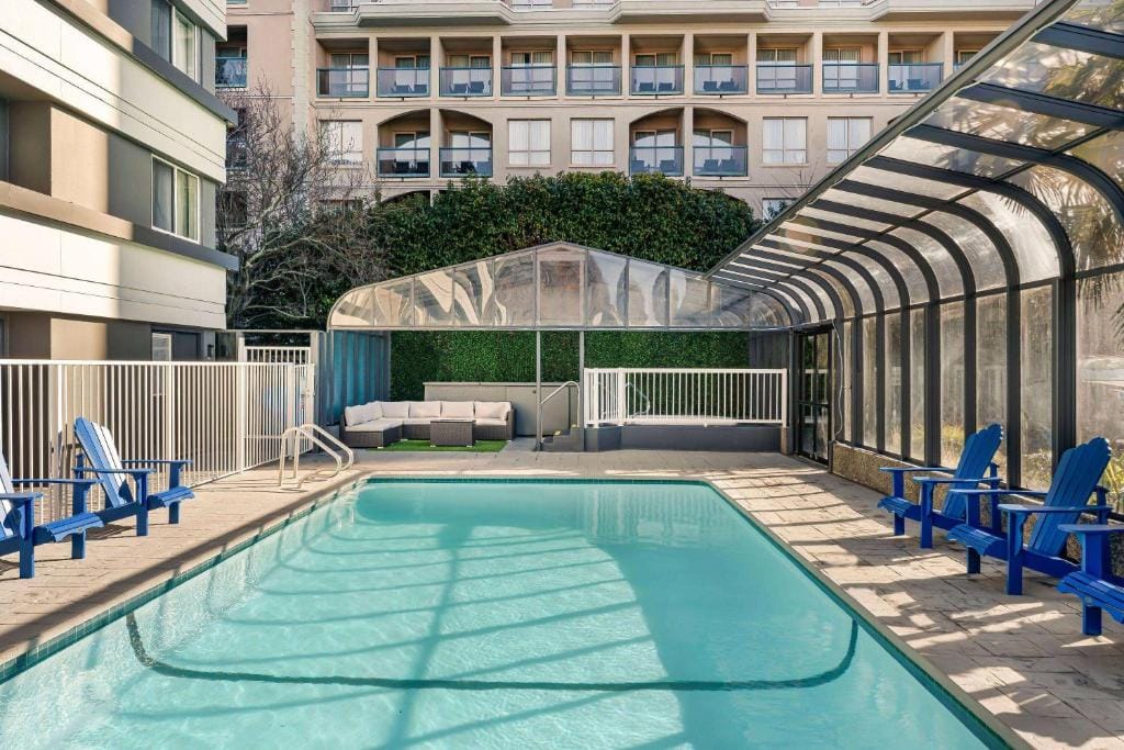 Days Inn by Wyndham Victoria On The Harbour — 4