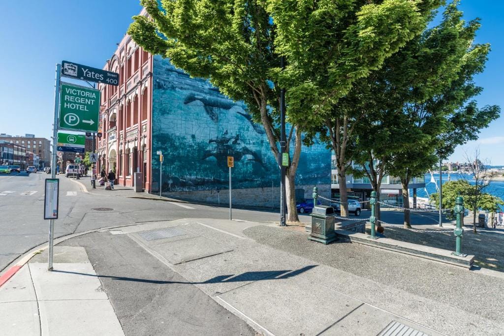 Victoria Regent Waterfront Hotel & Suites — 4