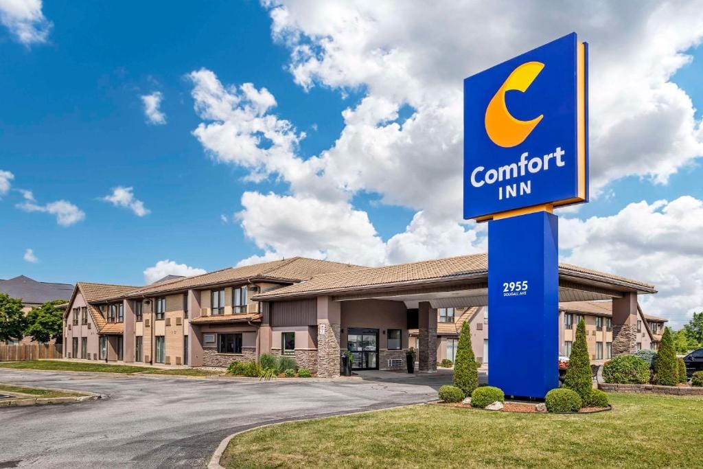 Comfort Inn — 1