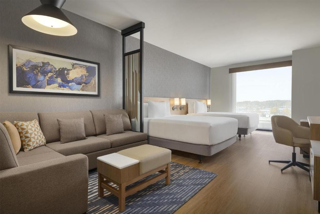 Hyatt Place Windsor — 5