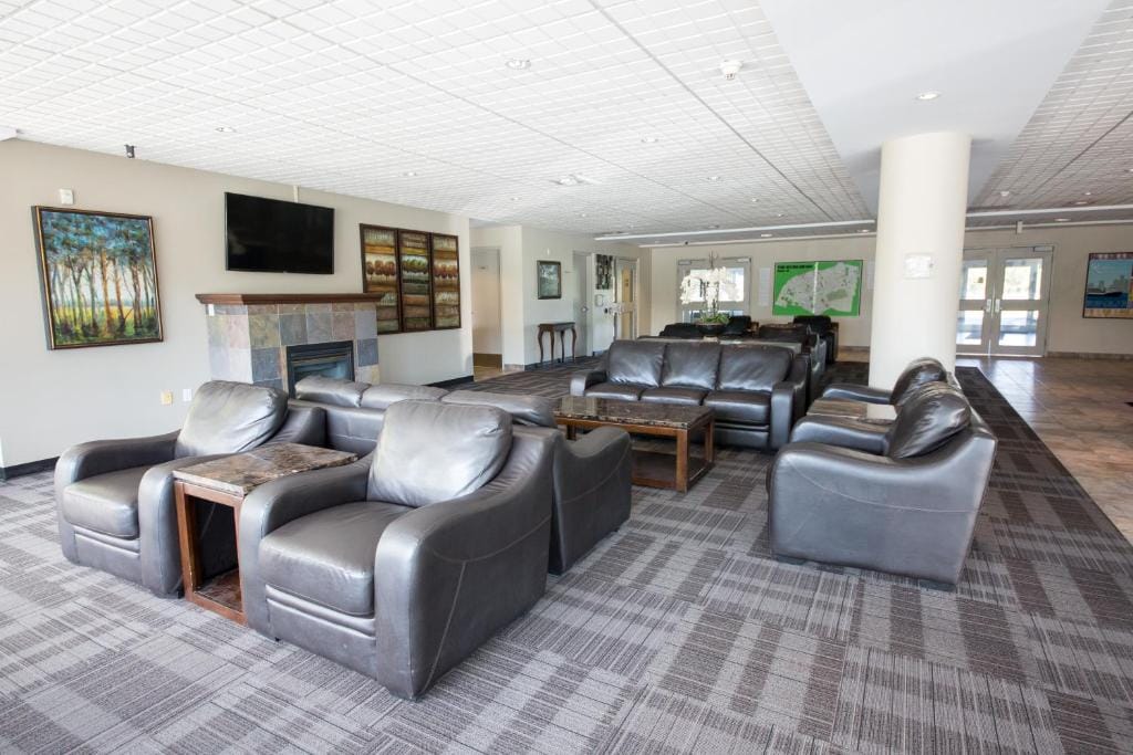 Residence & Conference Centre - Windsor — 5