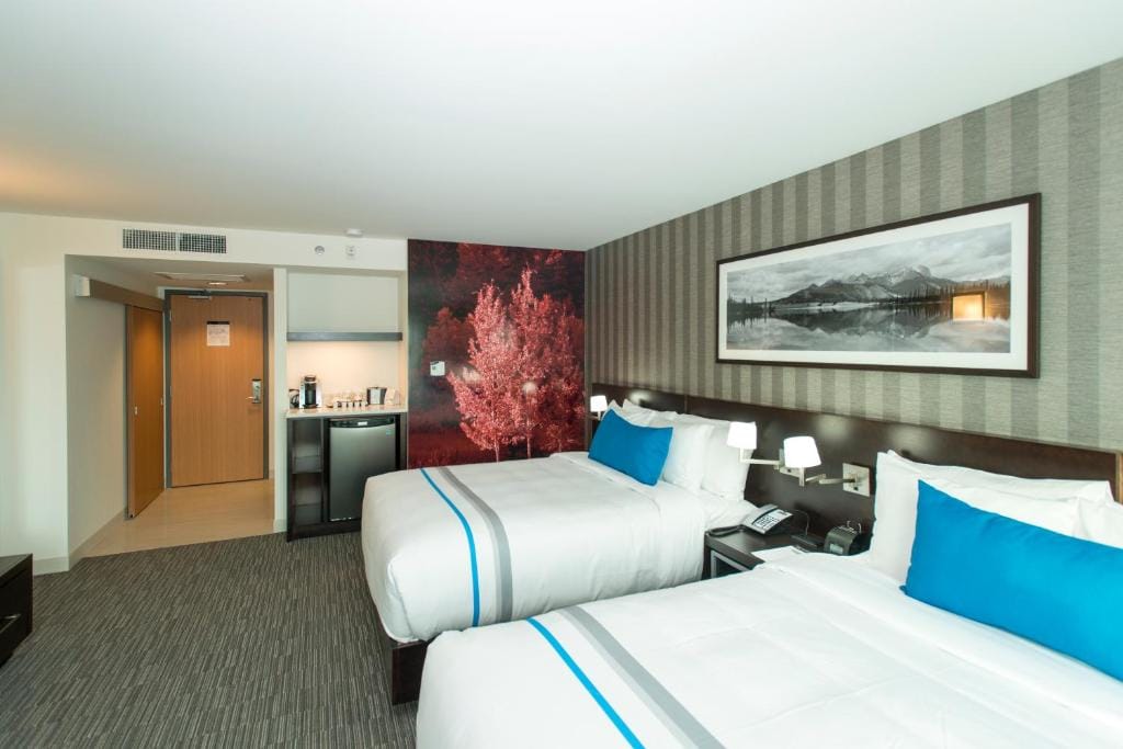 The Grand Winnipeg Airport Hotel by Lakeview — 2