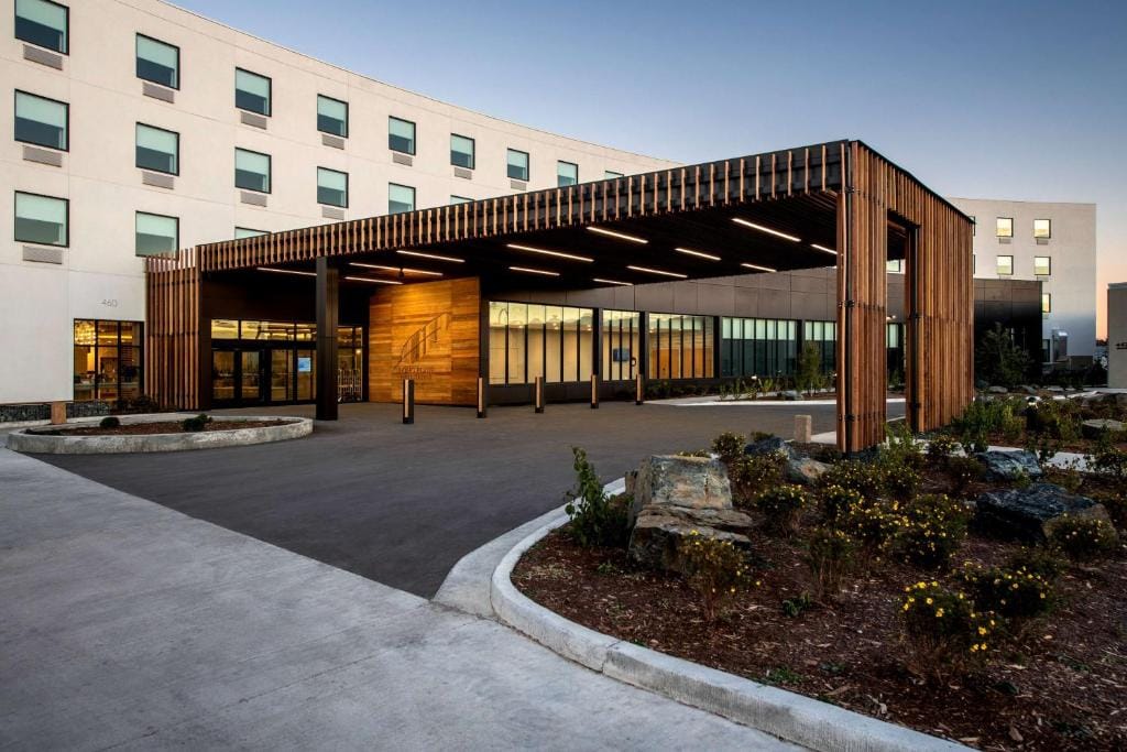 Wyndham Garden Winnipeg Airport — 1